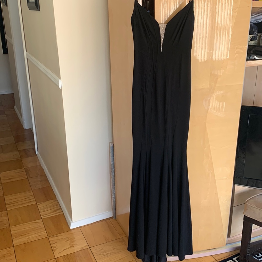 Avery G mermaid gown